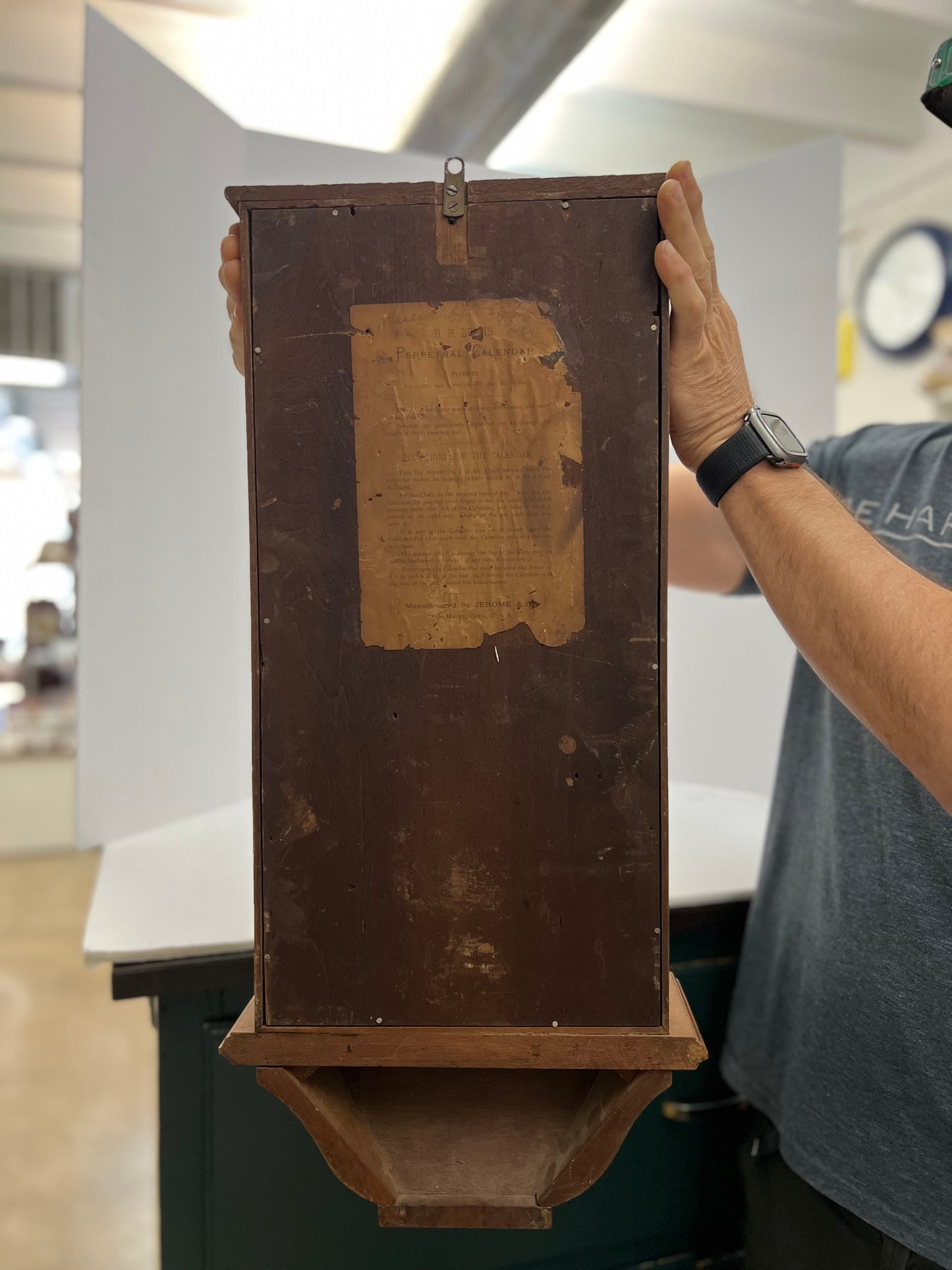 Parts Clock Whole - Jerome & Co. Perpetual Calendar Wall Clock