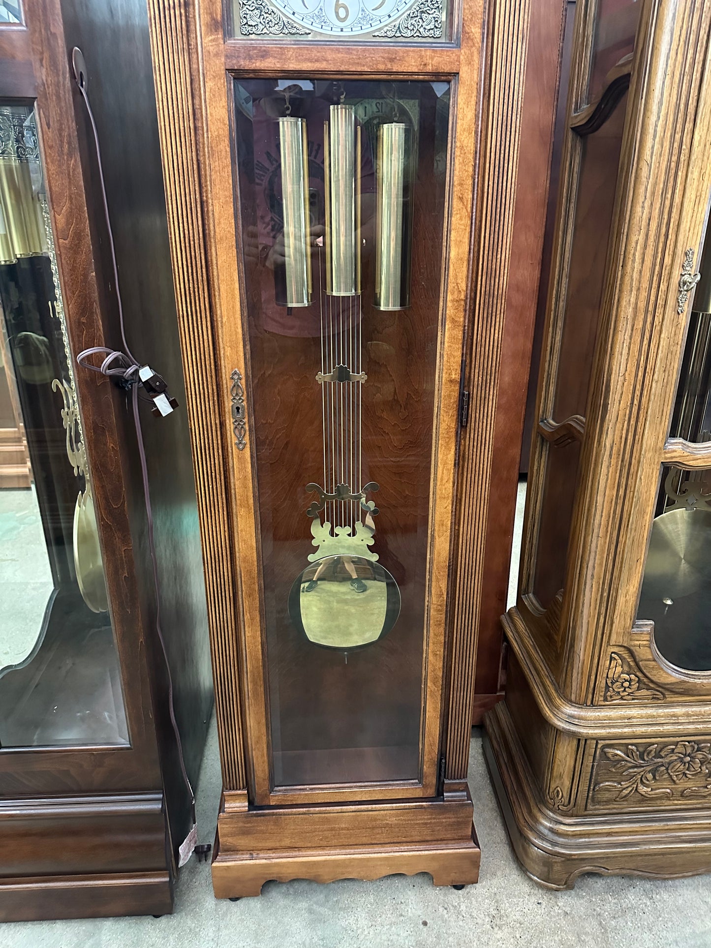 Howard Miller - VINTAGE MANHATTAN GRANDFATHER CLOCK (610-630)