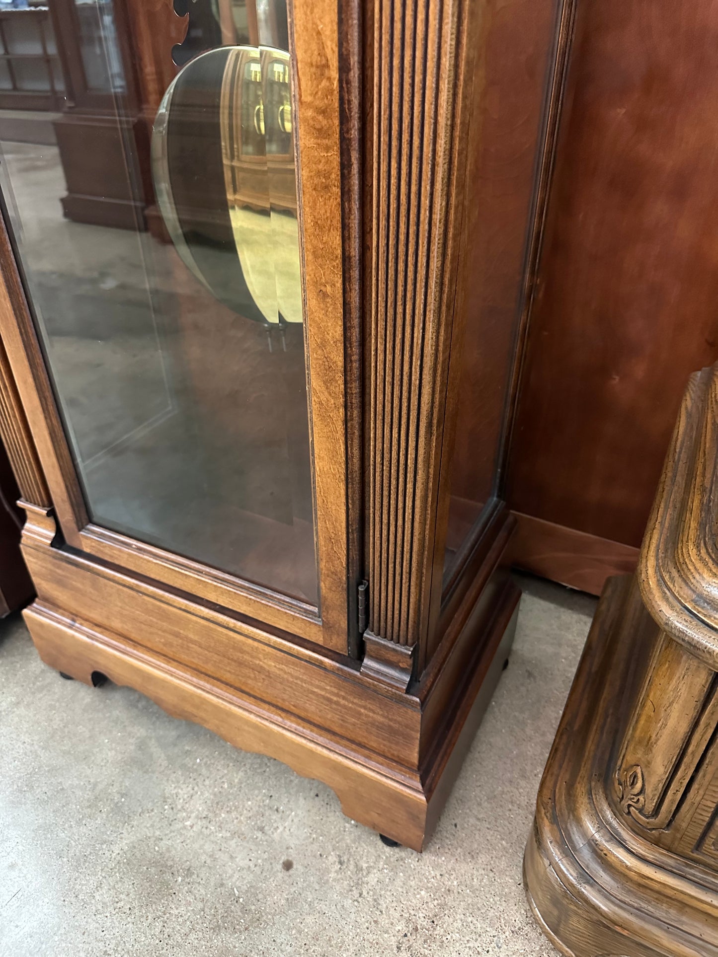 Howard Miller - VINTAGE MANHATTAN GRANDFATHER CLOCK (610-630)