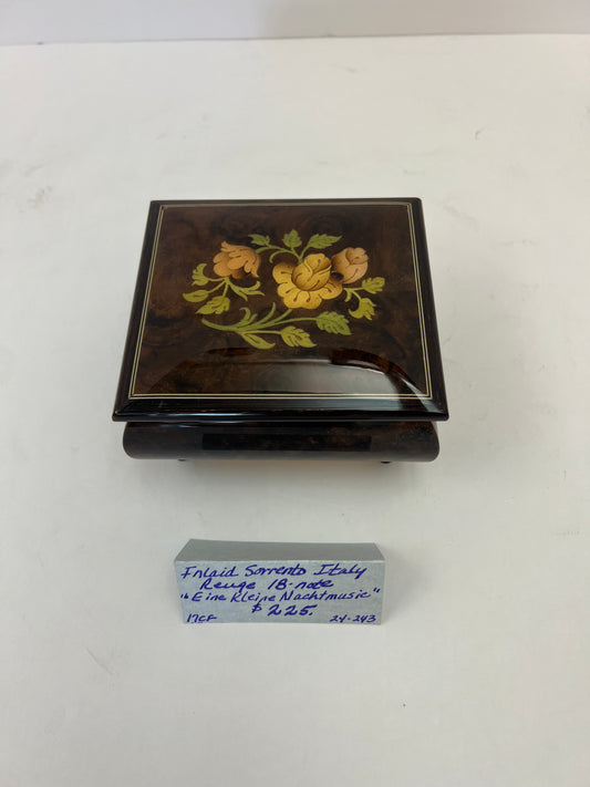 Inlaid Sorrento Italy Reuge 18-Note "Eine Kleine Nachtmusik"
