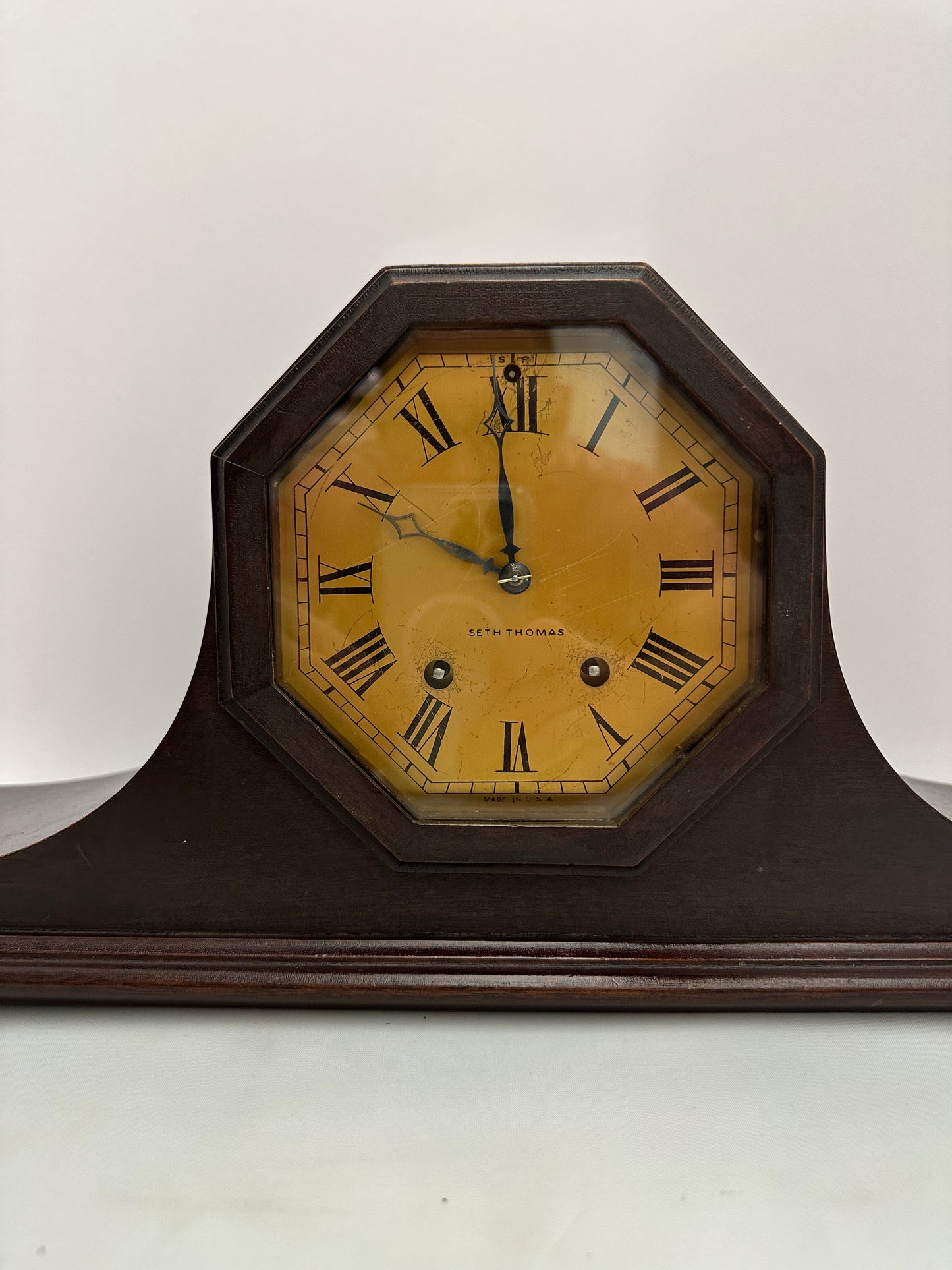 Seth Thomas - ANTIQUE MANTLE CLOCK