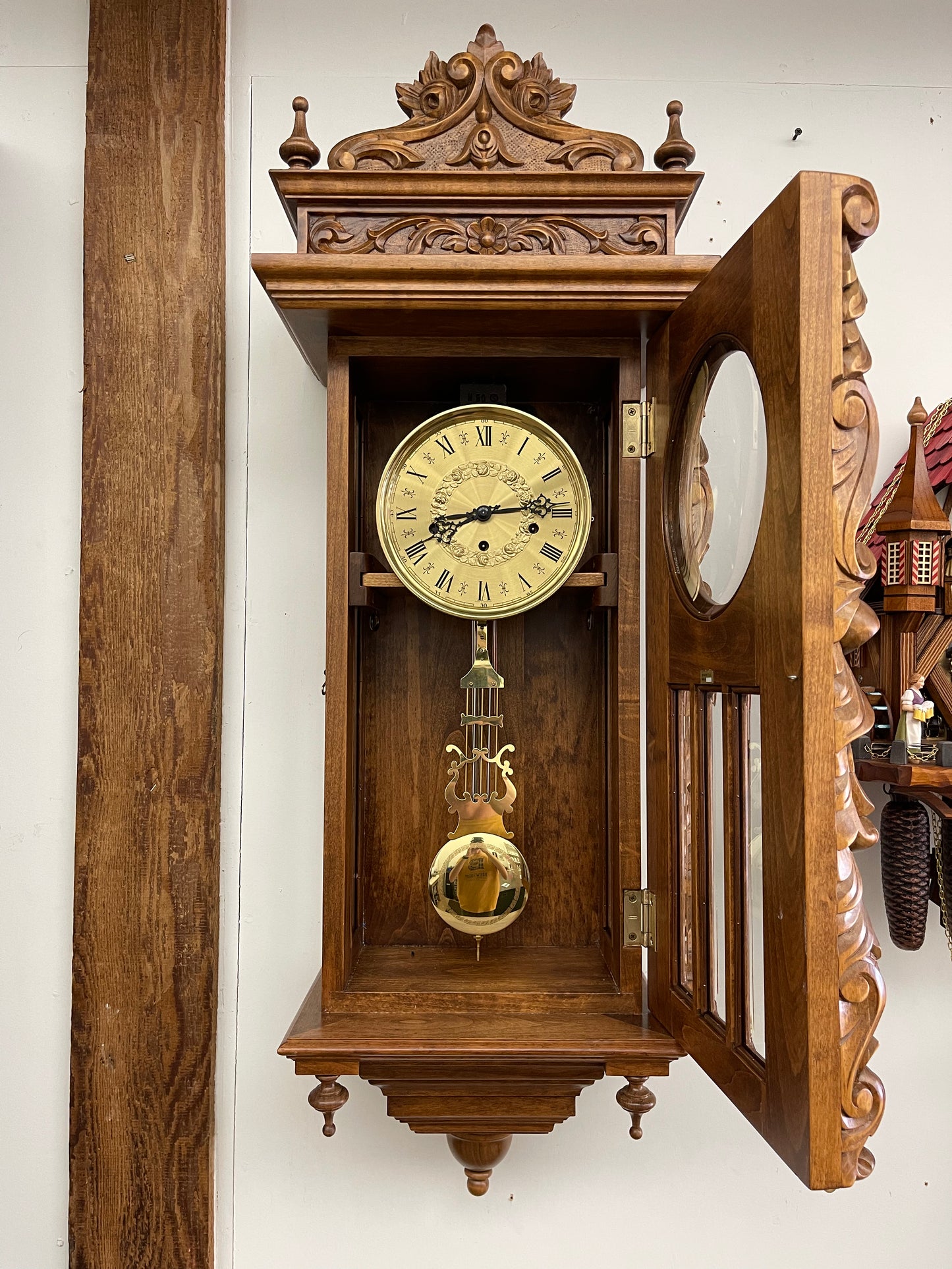 VINTAGE HEAVILY CARVED WALL CLOCK