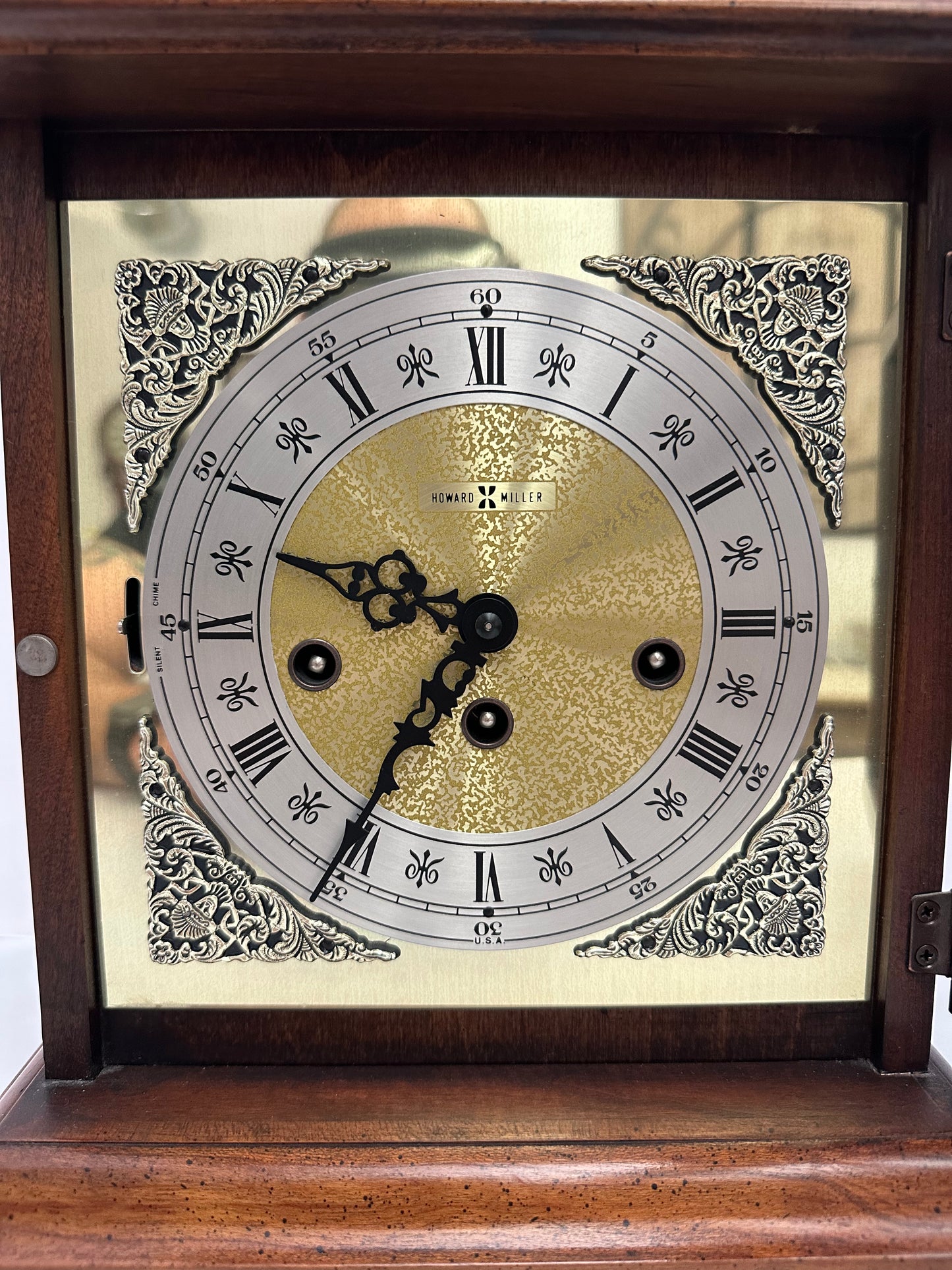 Vintage - Howard Miller Mantel Clock Graham 612-437
