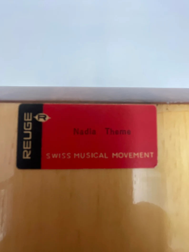 VINTAGE REUGE MUSIC BOX - NADIA'S THEME