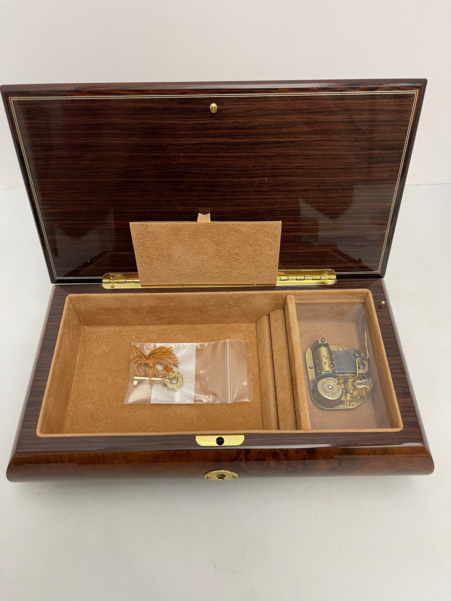 Inlaid Sorrento Italy Music Box - COLLECTIBLE REUGE 'BEETHOVEN ROMANA' TUNE