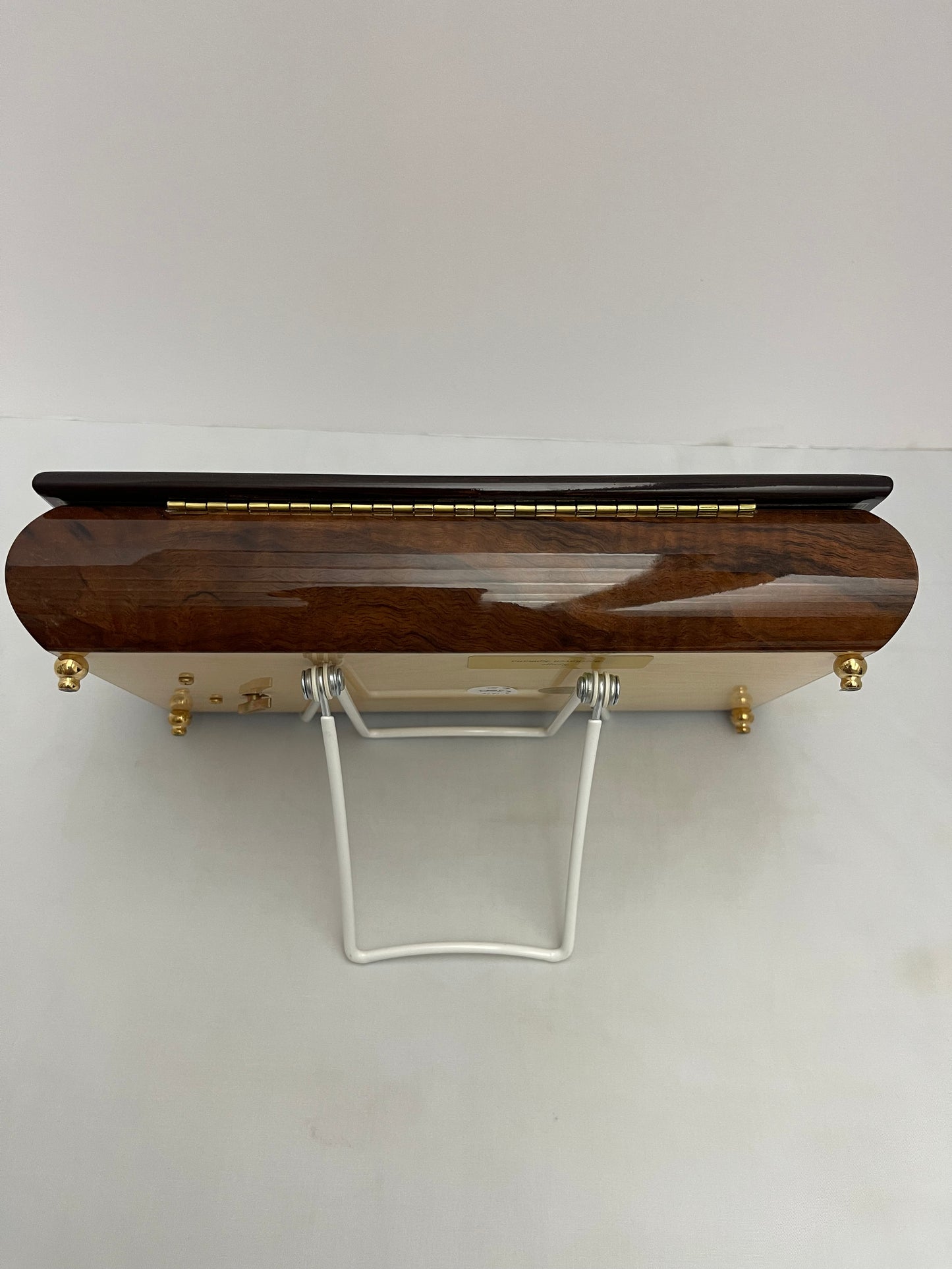 Inlaid Sorrento Italy Music Box - COLLECTIBLE REUGE 'BEETHOVEN ROMANA' TUNE