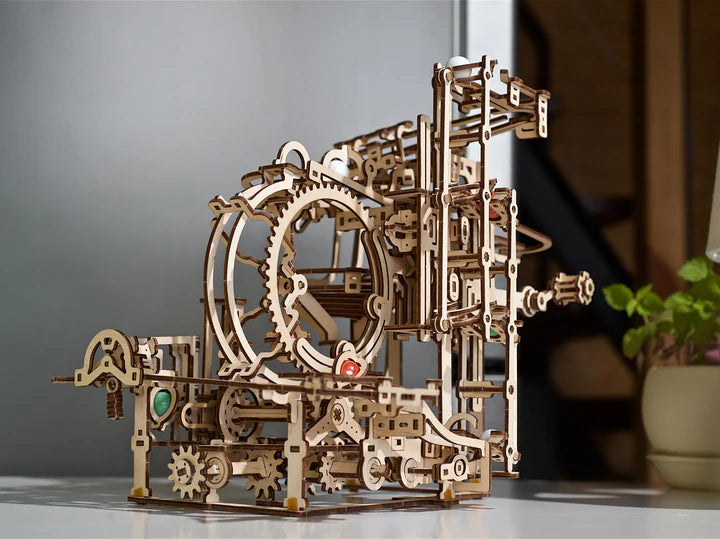 UGears - MARBLE RUN STEPPED HOIST