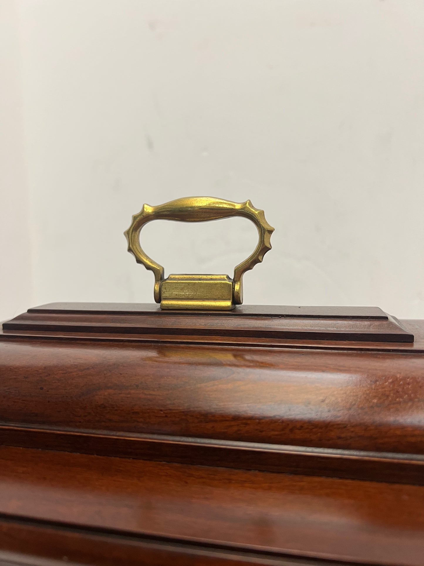Vintage - Howard Miller Thomas Tompian Triple Chime Mantel Clock