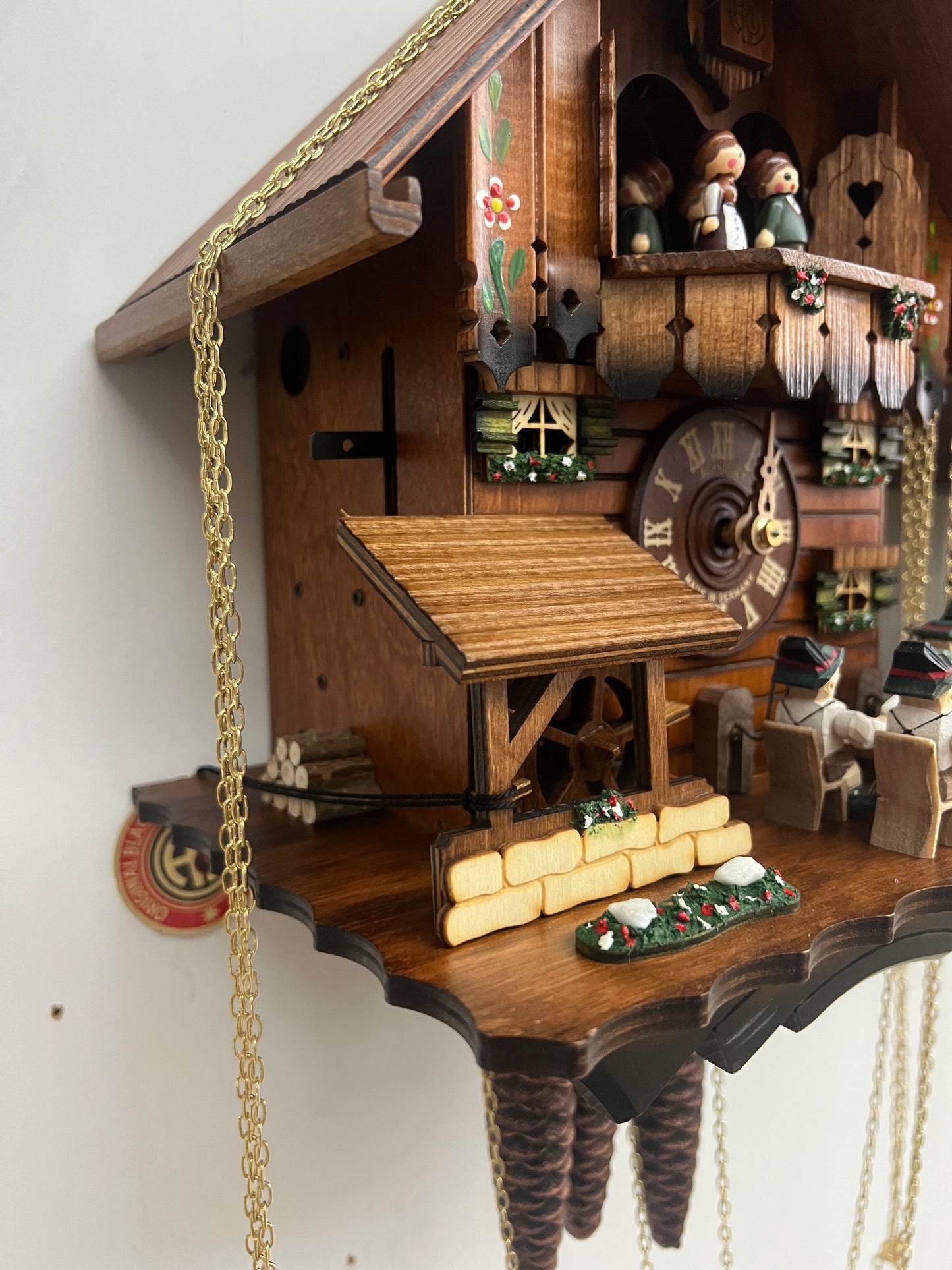 Anton Schneider - Moving Beer Drinkers Cuckoo Clock (MT4407/10)