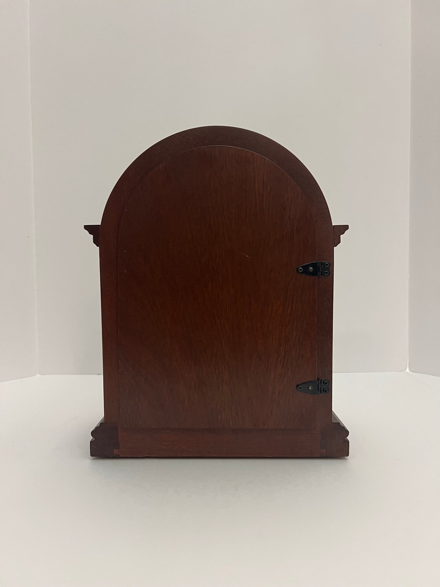 Used Howard Miller Mantle Clock