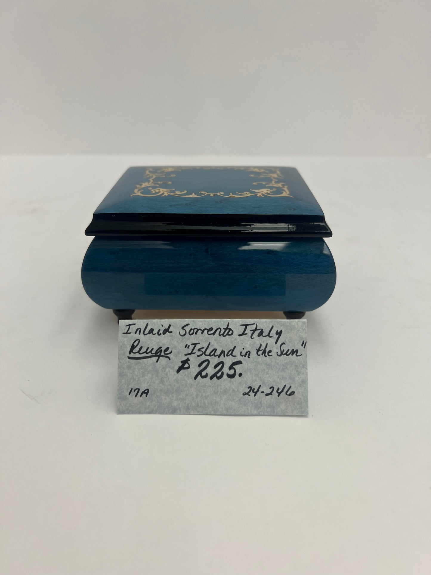 Reuge Inlaid Sorrento Italy "Island in the Sun" Music Box