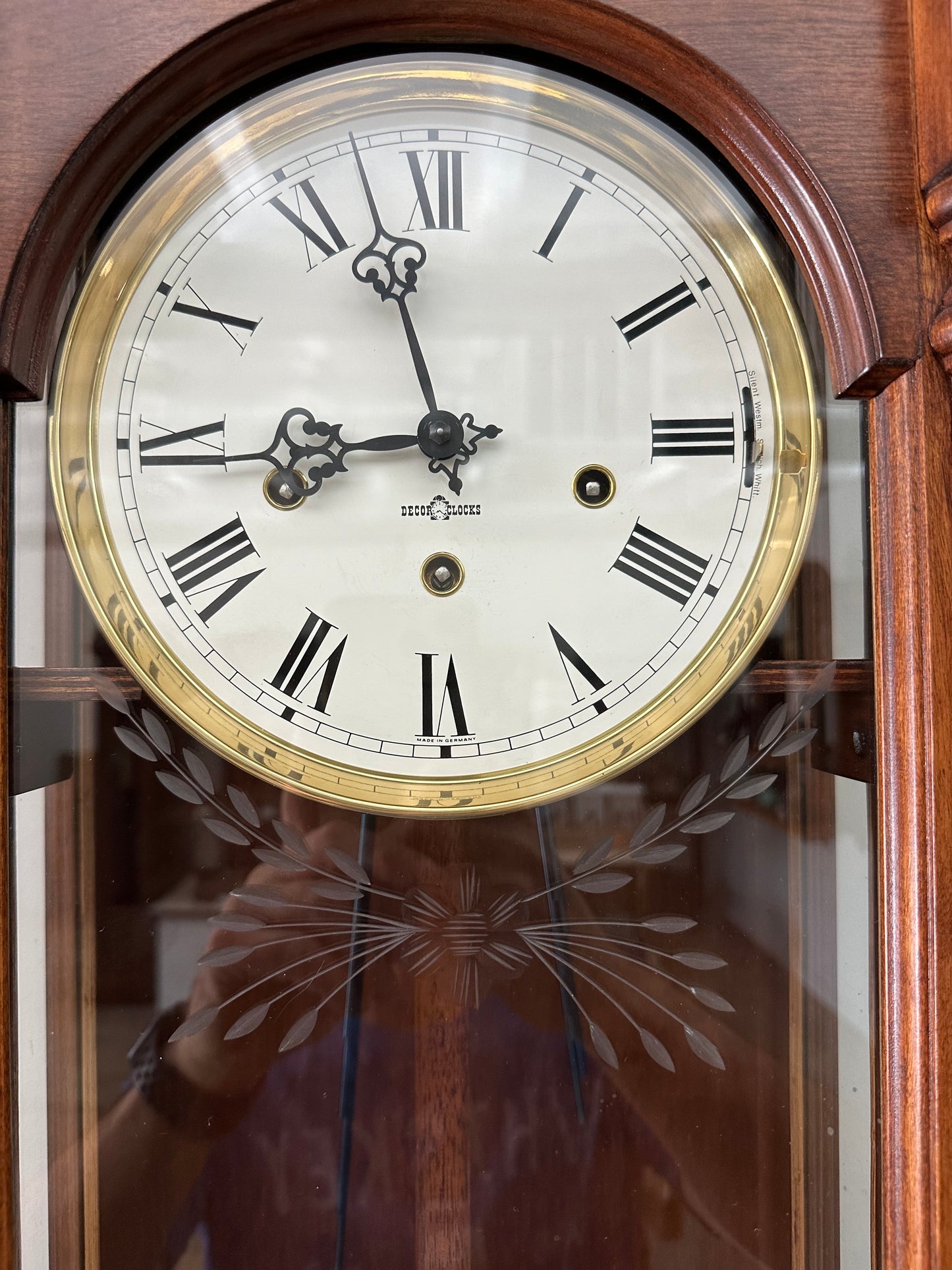 VINTAGE DECOR WALL CLOCK