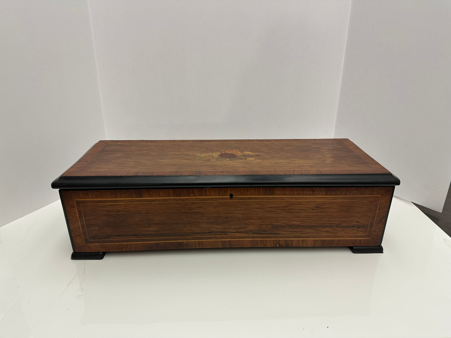 Antique - Large Cylinder Music Box 12 Airs