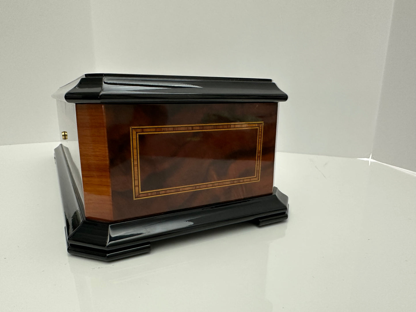 USED -REUGE 50 Note Interchangeable Cylinder Grand Music Box