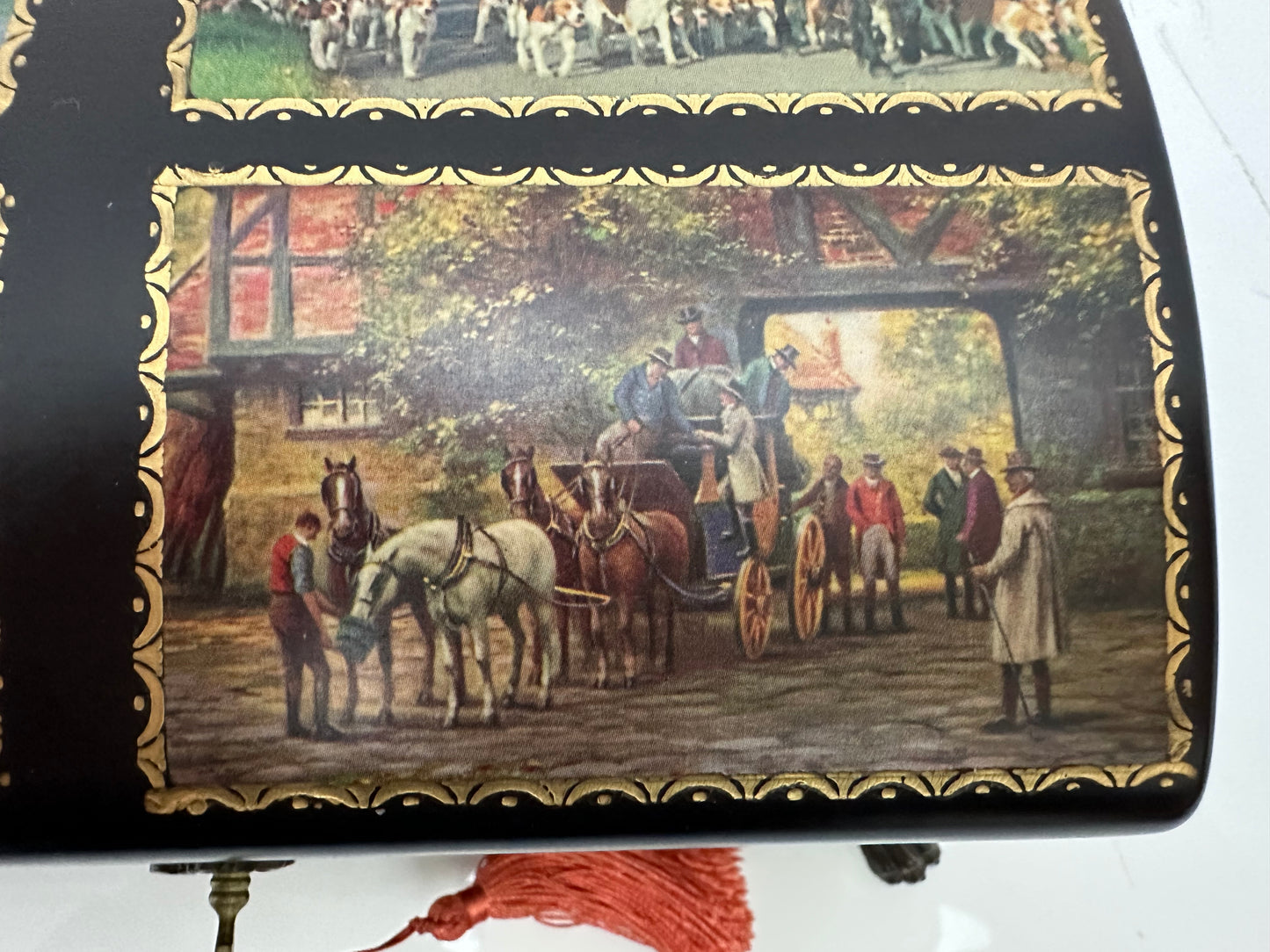 Vintage - Reuge 4/50 Note Chest Music Box with English Country Scenes