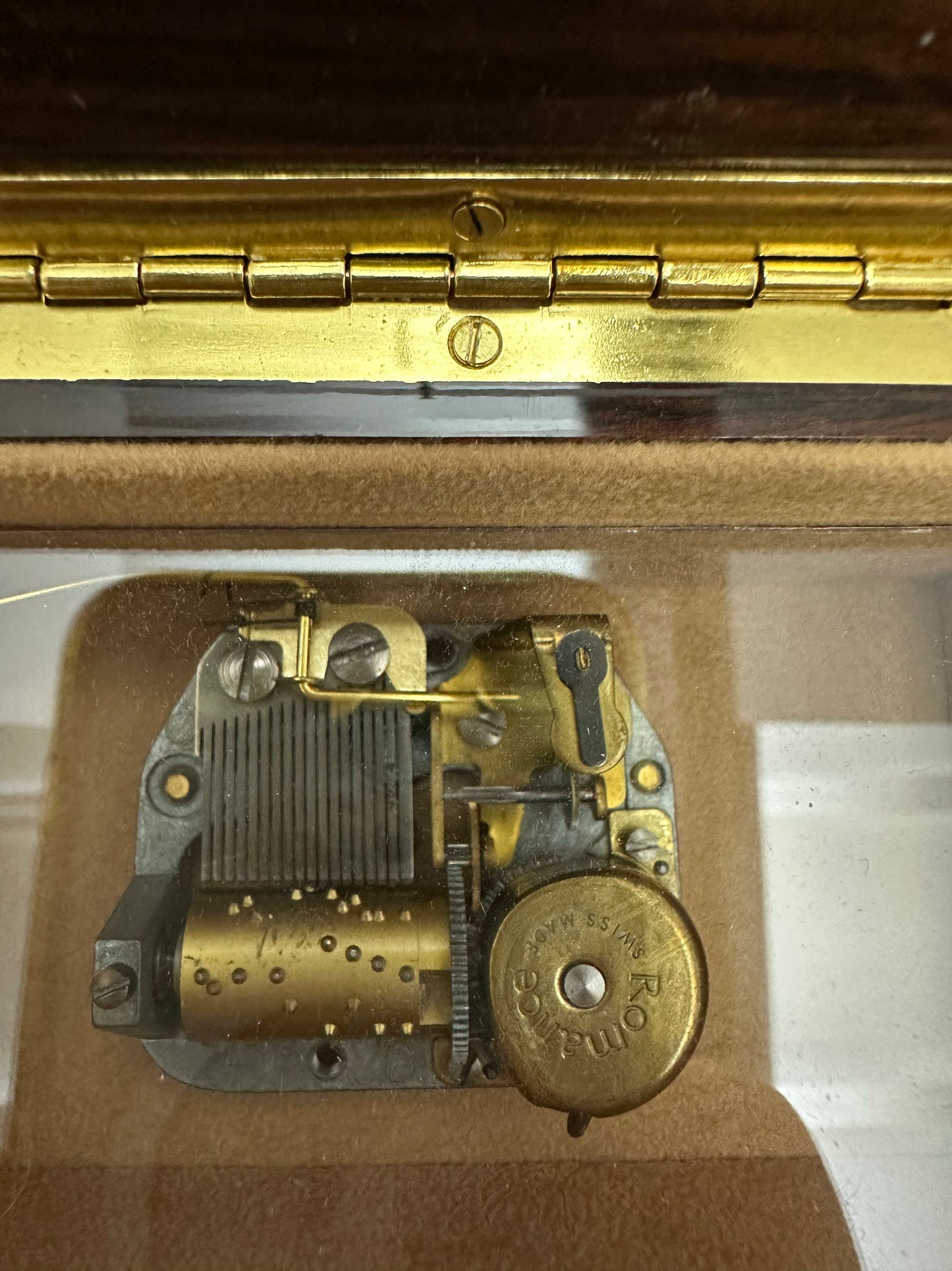 Inlaid Sorrento Italy Music Box - ROMANCE BY REUGE 'LARA'S THEME' TUNE