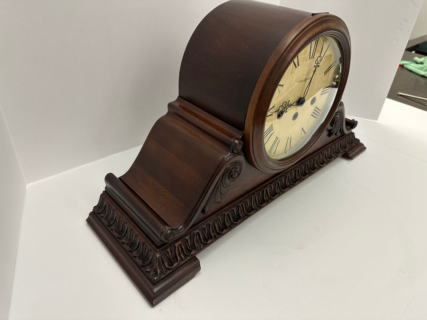 Used Howard Miller Newley Mantel Clock 630-198
