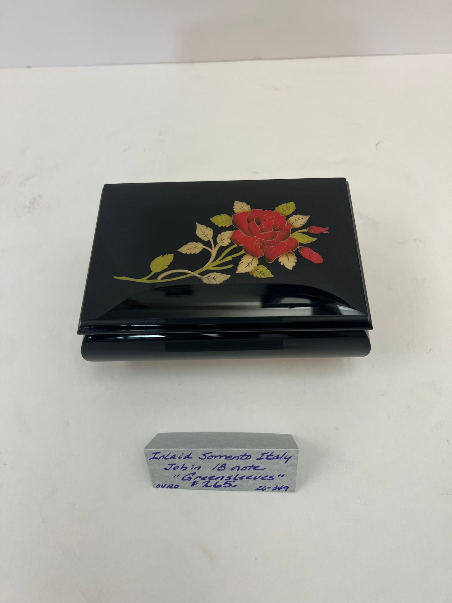 Inlaid Sorrento Italy Jobin 18-Note "Greensleeves"