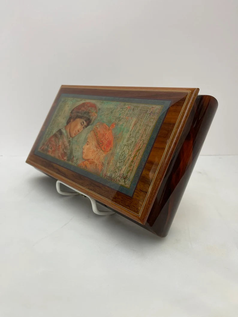 VINTAGE REUGE MUSIC BOX - BARCAROLE