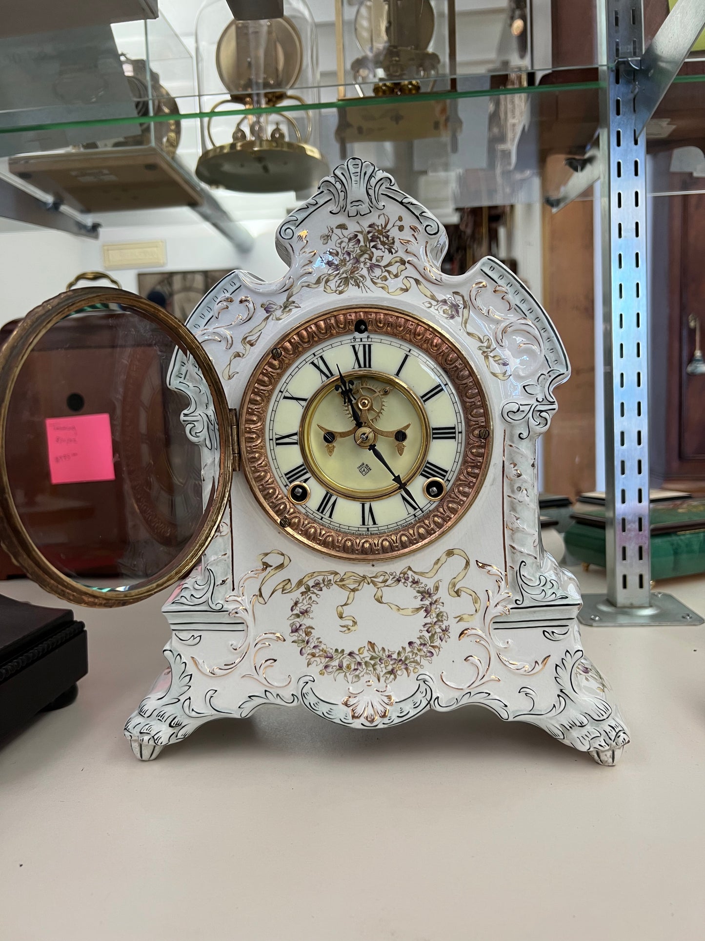 Ansonia Clock Company - ANTIQUE MANTEL CLOCK