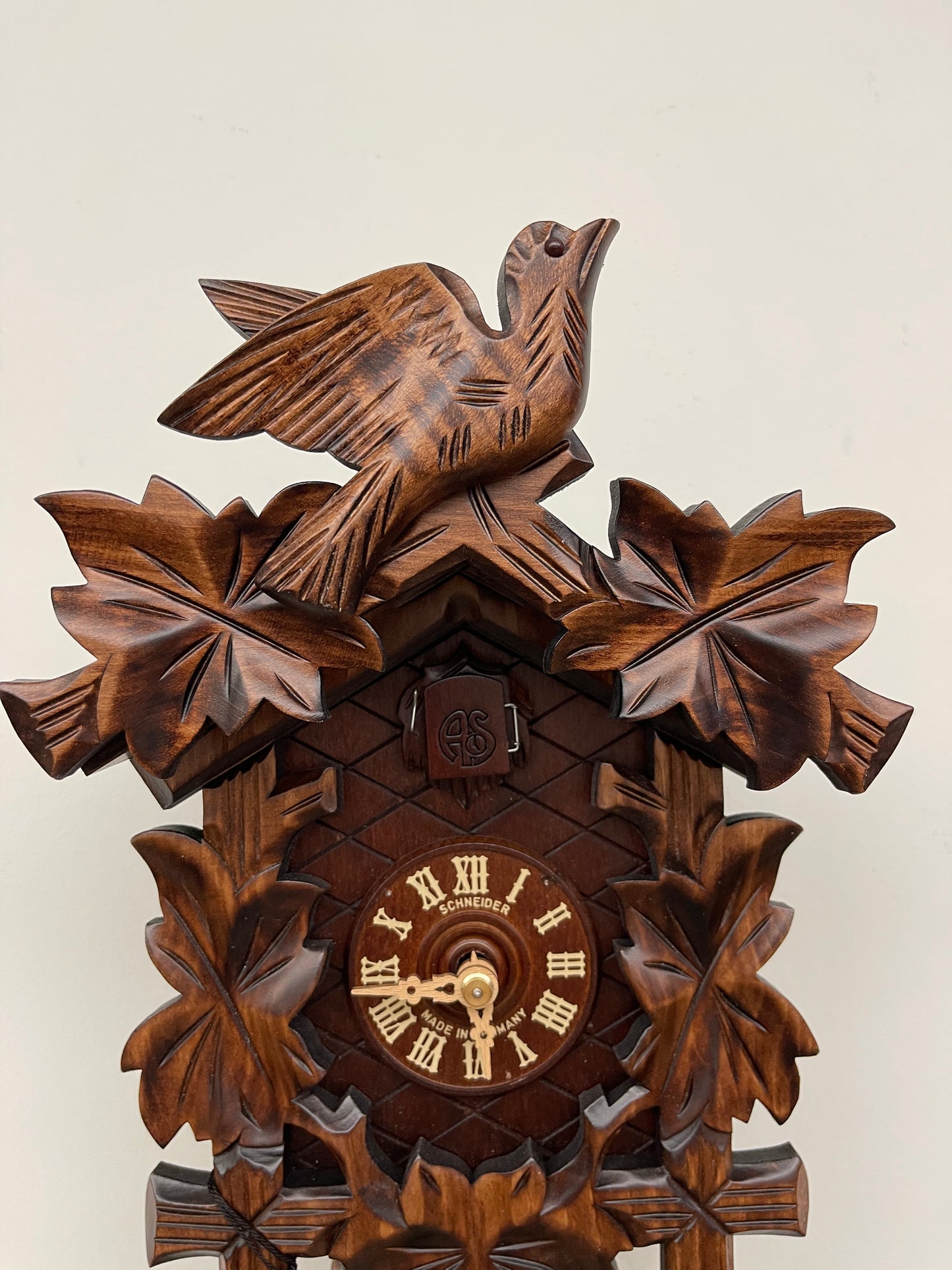 Anton Schneider - 5 LEAF GERMAN CUCKOO CLOCK - 8T90/9 8 DAY