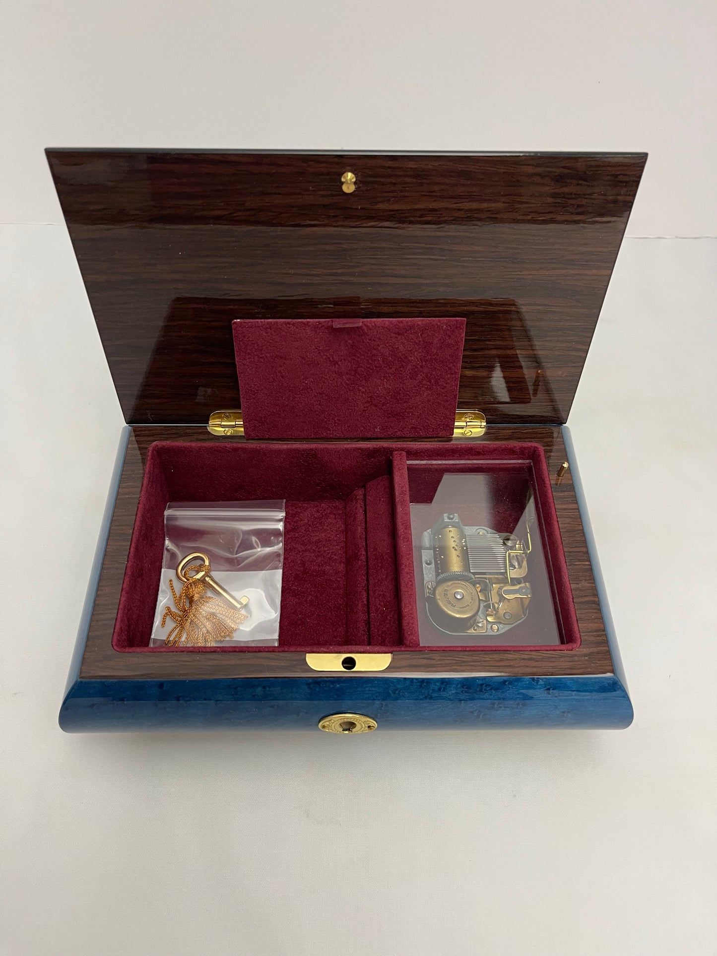 Inlaid Sorrento Italy Music Box Collectible Reuge "Feelings" Tune