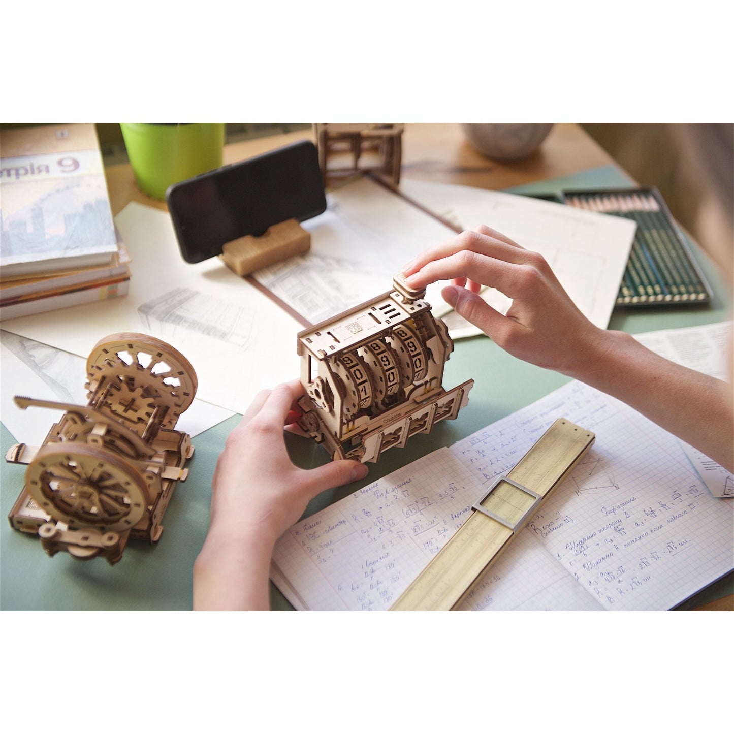 UGears - STEM-LAB COUNTER